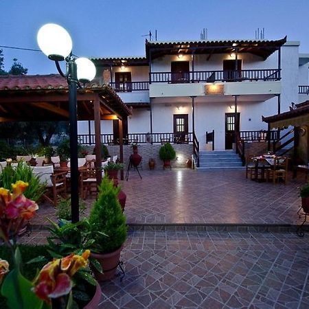 Studios Filippos Skopelos Town Exterior photo