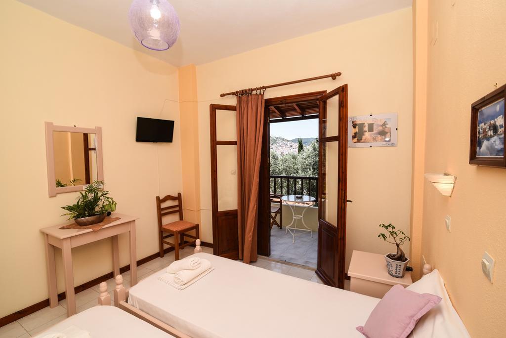 Studios Filippos Skopelos Town Room photo